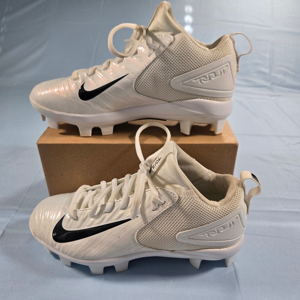 Nike Force Trout 3 Pro Kids Baseball Cleats White Black 856489-101 Size 3.5Y